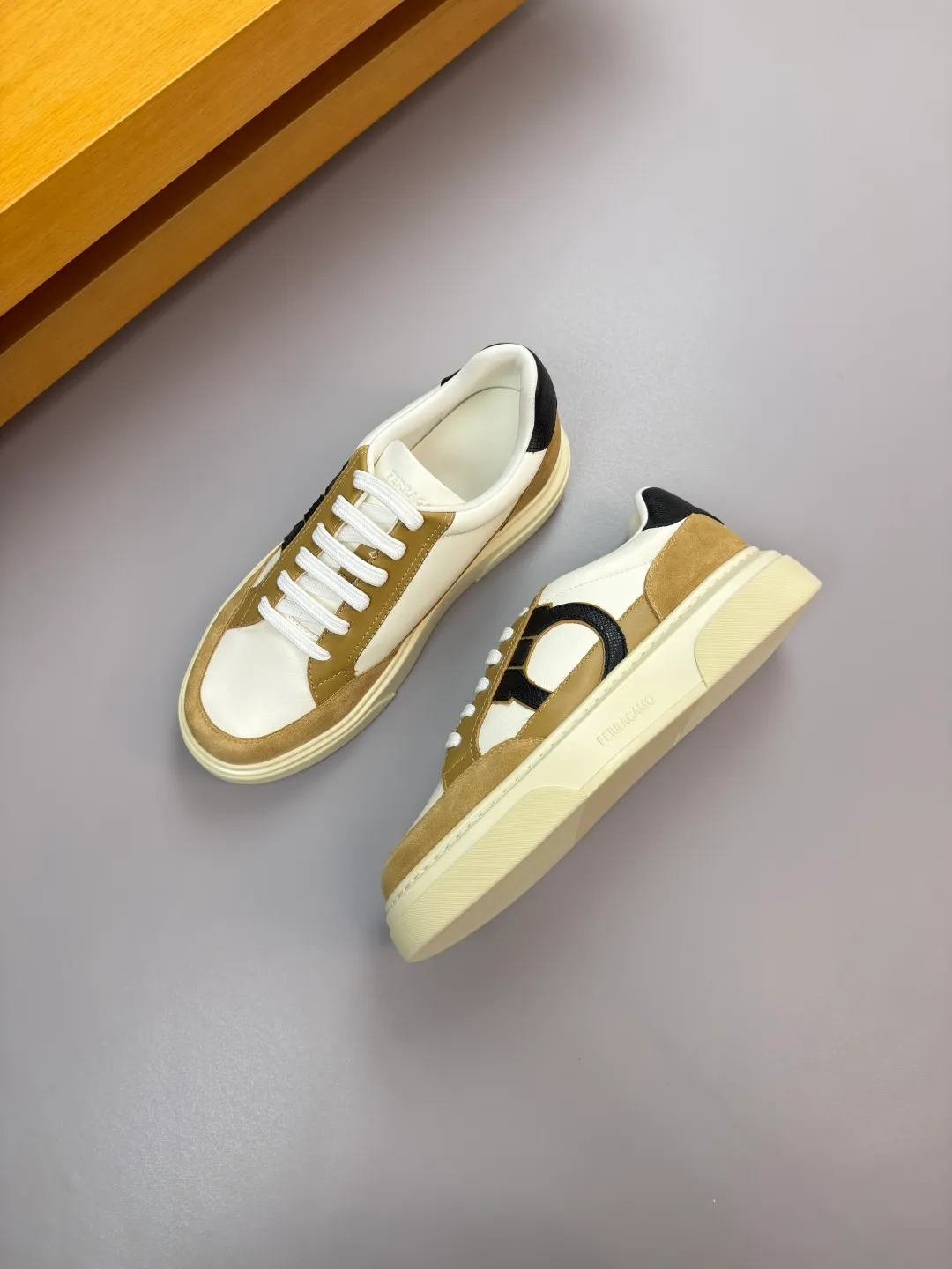 Men's men's shoes 💰440 [New style] 🏃‍♂️🏃‍♂️[Ferragamo] Ferragamo - High-end quality original order·Casual sports shoes -Upper: 🔝Nappa calfskin, suede calfskin, shoe body. Sewing brand totem, tongue air pressure brand logo -Inner: water-dyed cowhide -Outsole: ultra-light TPU foam rubber; molded outsole -Ultra-high quality control and fine workmanship: outstanding (high-end, extravagance, grade) -Size: 38-45 (46, can be customized)